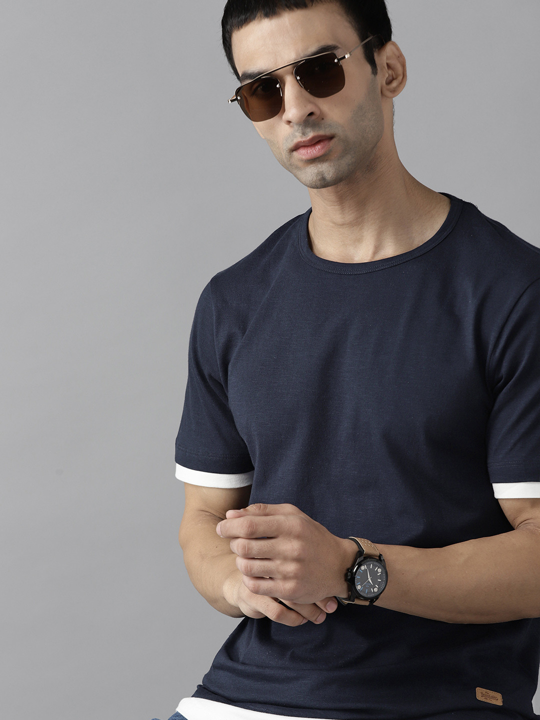 

Roadster Men Navy Blue Solid Pure Cotton T-shirt