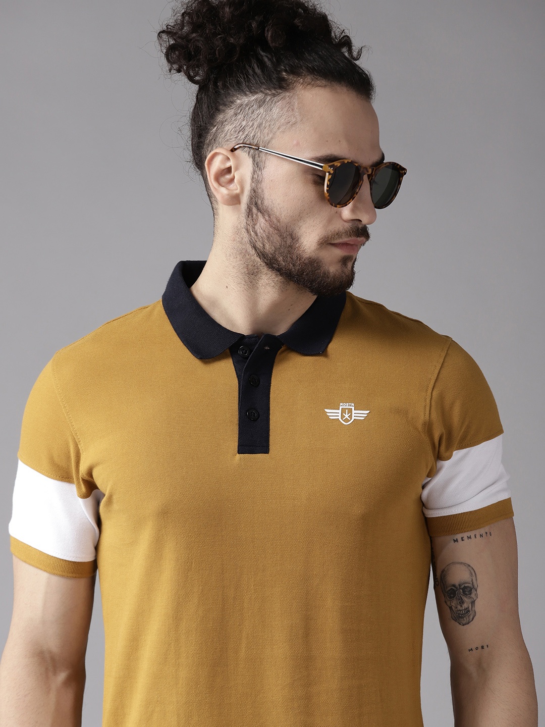 

Roadster Men Mustard Yellow Polo Collar T-shirt