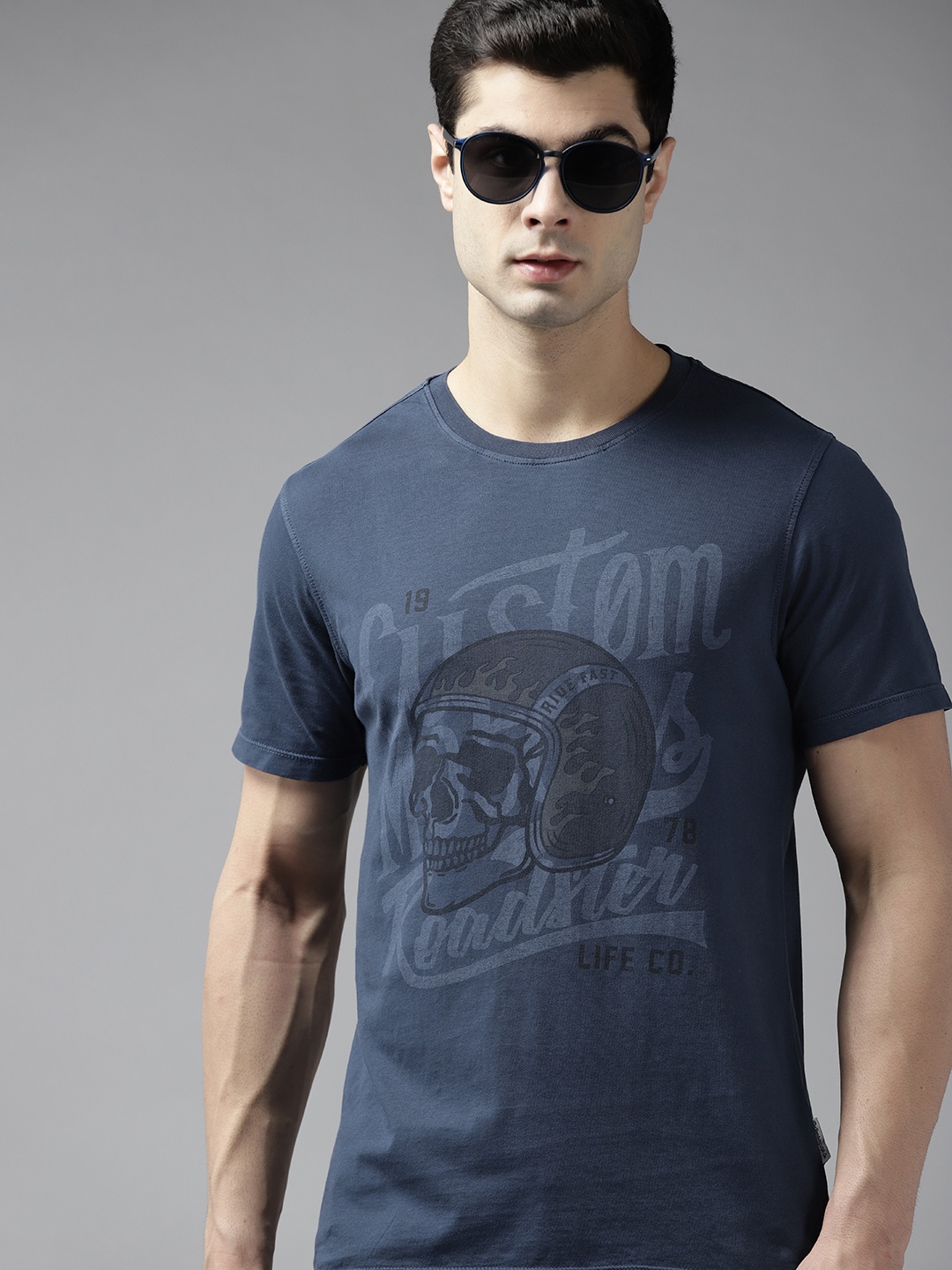 

Roadster Men Navy Blue Biker Printed Pure Cotton T-shirt