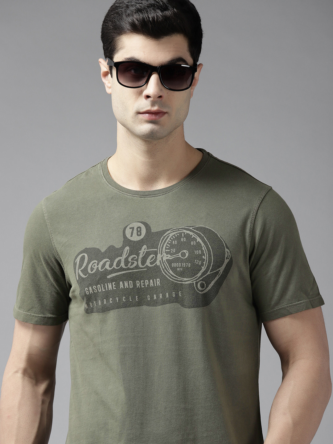 

Roadster Men Olive Green Biker Printed Pure Cotton T-shirt