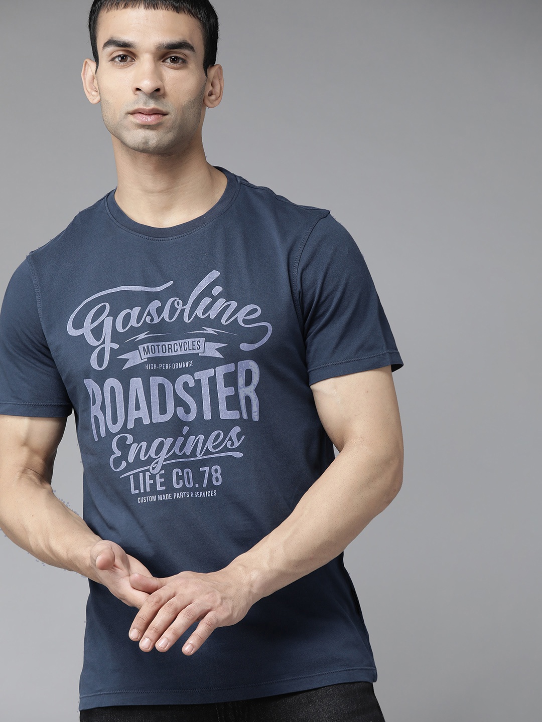 

Roadster Men Navy Blue Pure Cotton Brand Logo Printed T-shirt