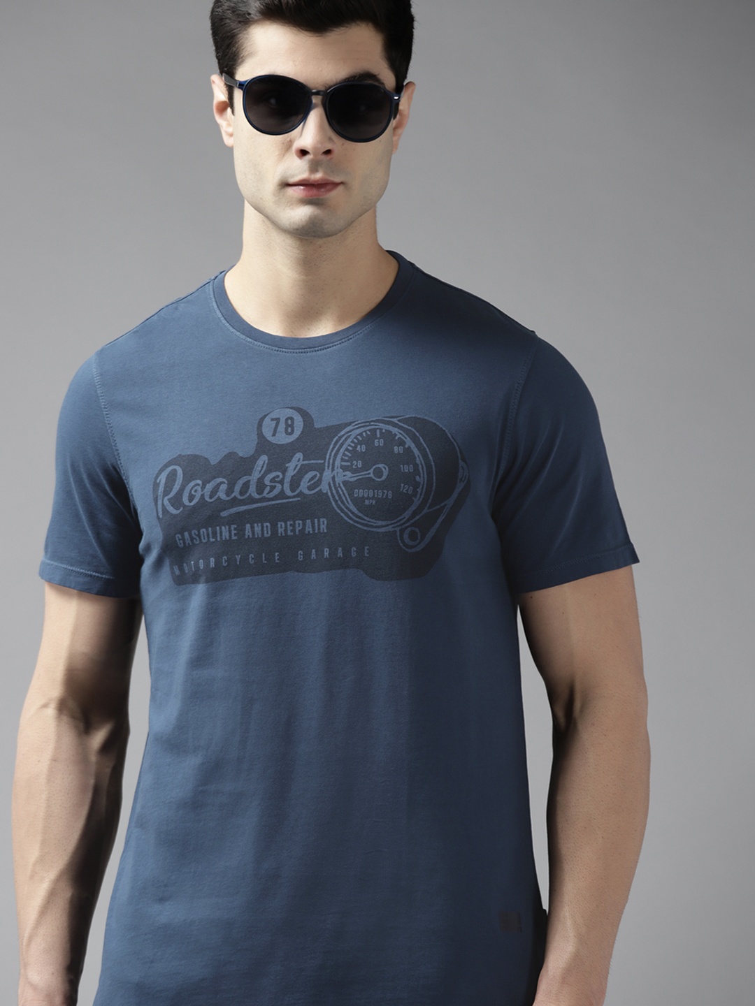 

Roadster Men Blue Biker Printed Pure Cotton T-shirt