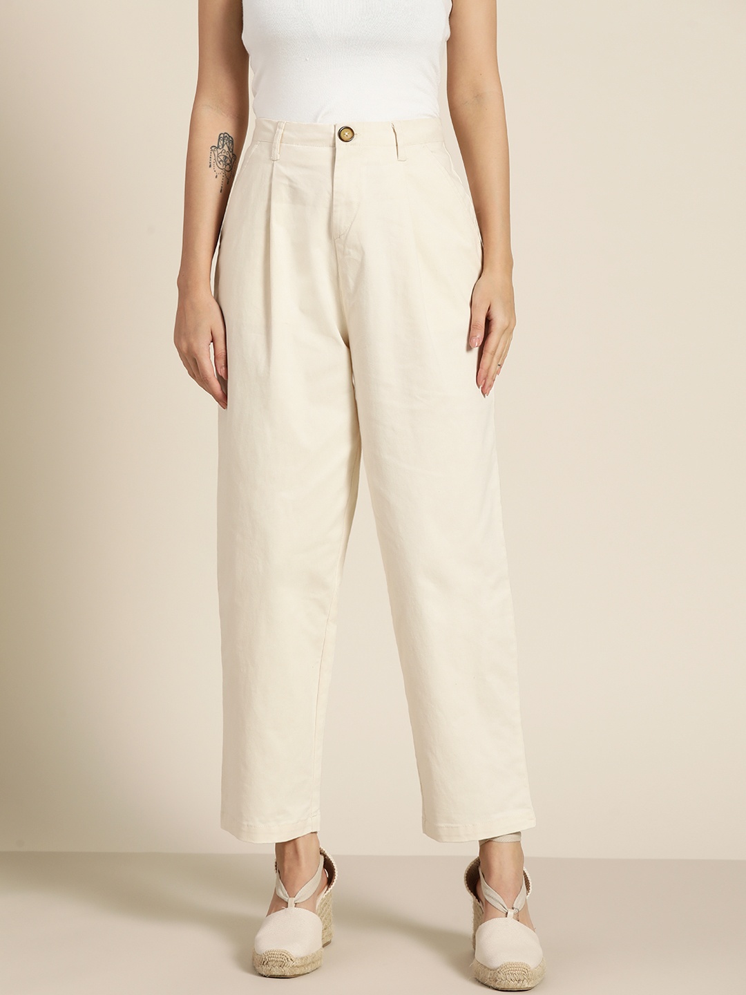 

ether Kora Collection Women Off-White Sustainable Unbleached Fabric Pleated Trousers