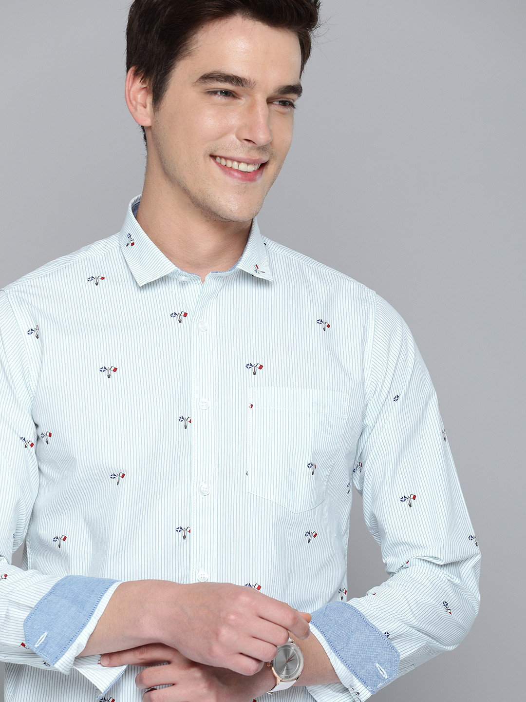 

Mast & Harbour Men Blue Printed Pure Cotton Casual Shirt