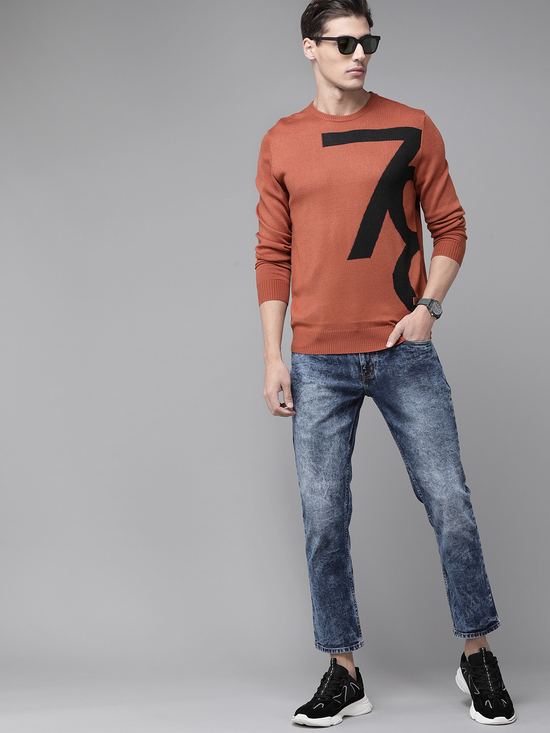 

Roadster Men Blue Slim Fit Light Fade Stretchable Jeans