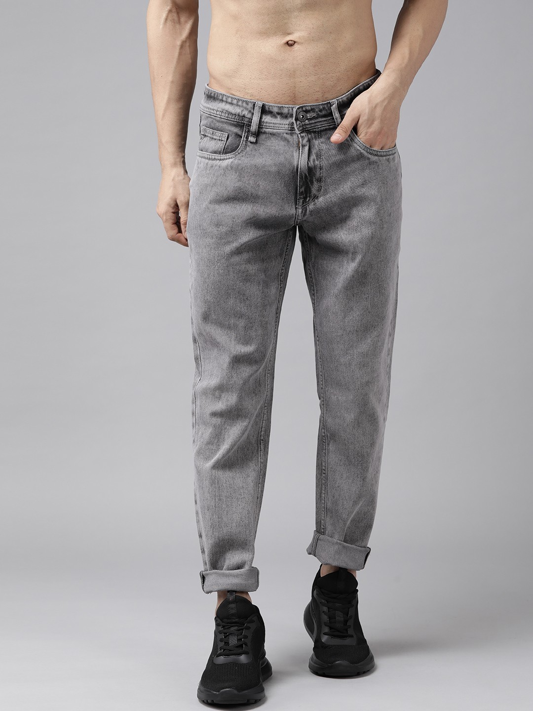 

Roadster Men Grey Slim Tapered Fit Light Fade Stretchable Jeans