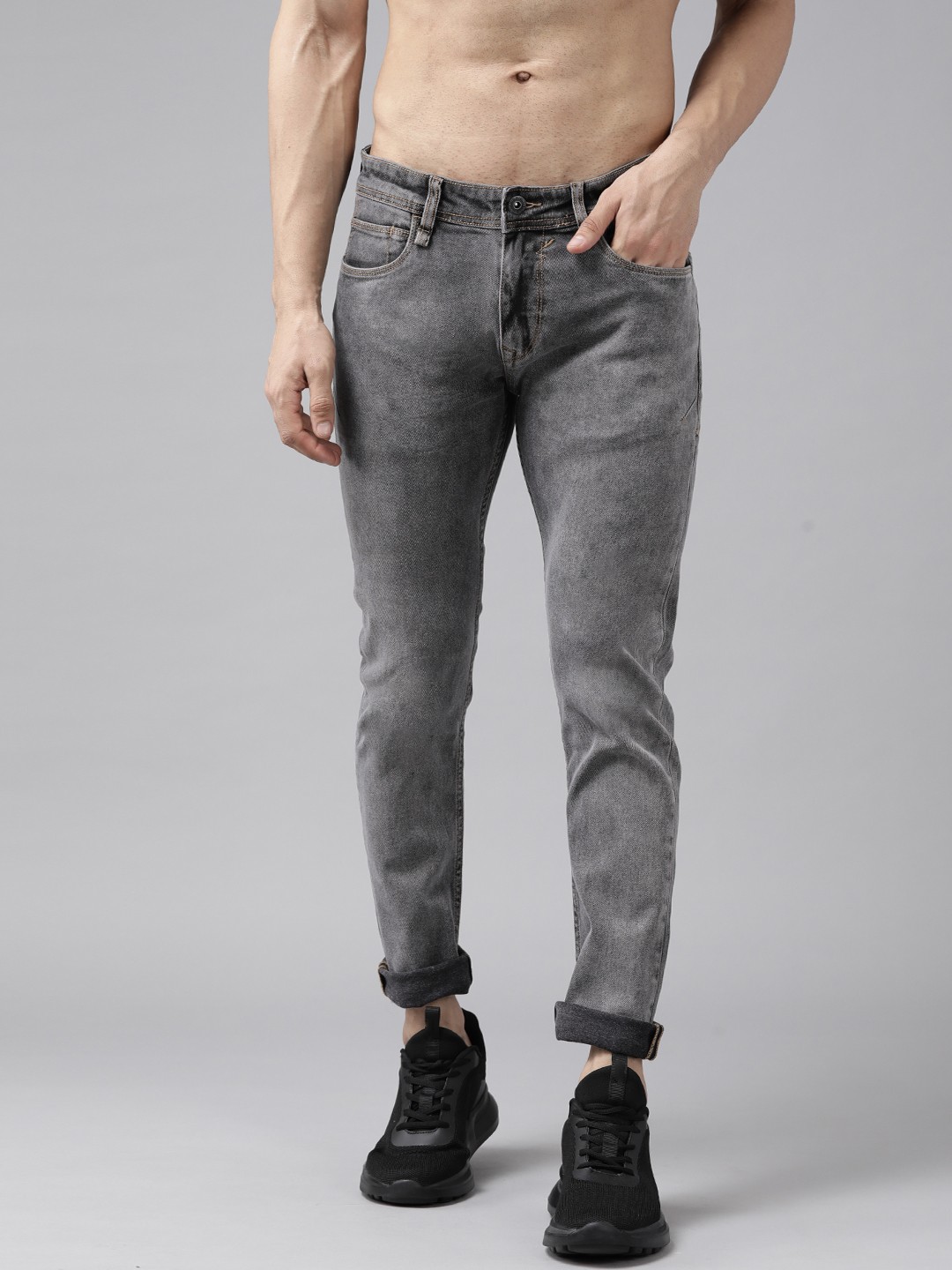 

Roadster Men Charcoal Grey Skinny Fit Light Fade Stretchable Jeans