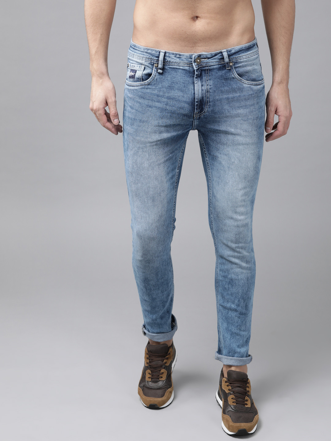 

Roadster Men Blue Light Fade Stretchable Jeans