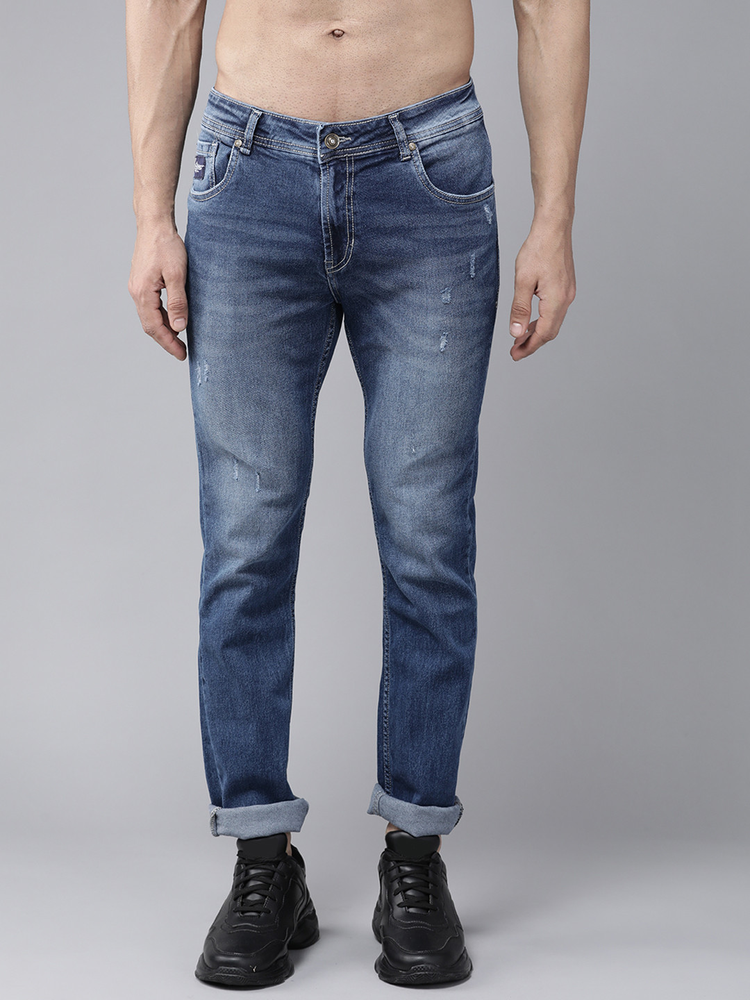 

Roadster Men Blue Skinny Fit Low Distress Light Fade Stretchable Jeans