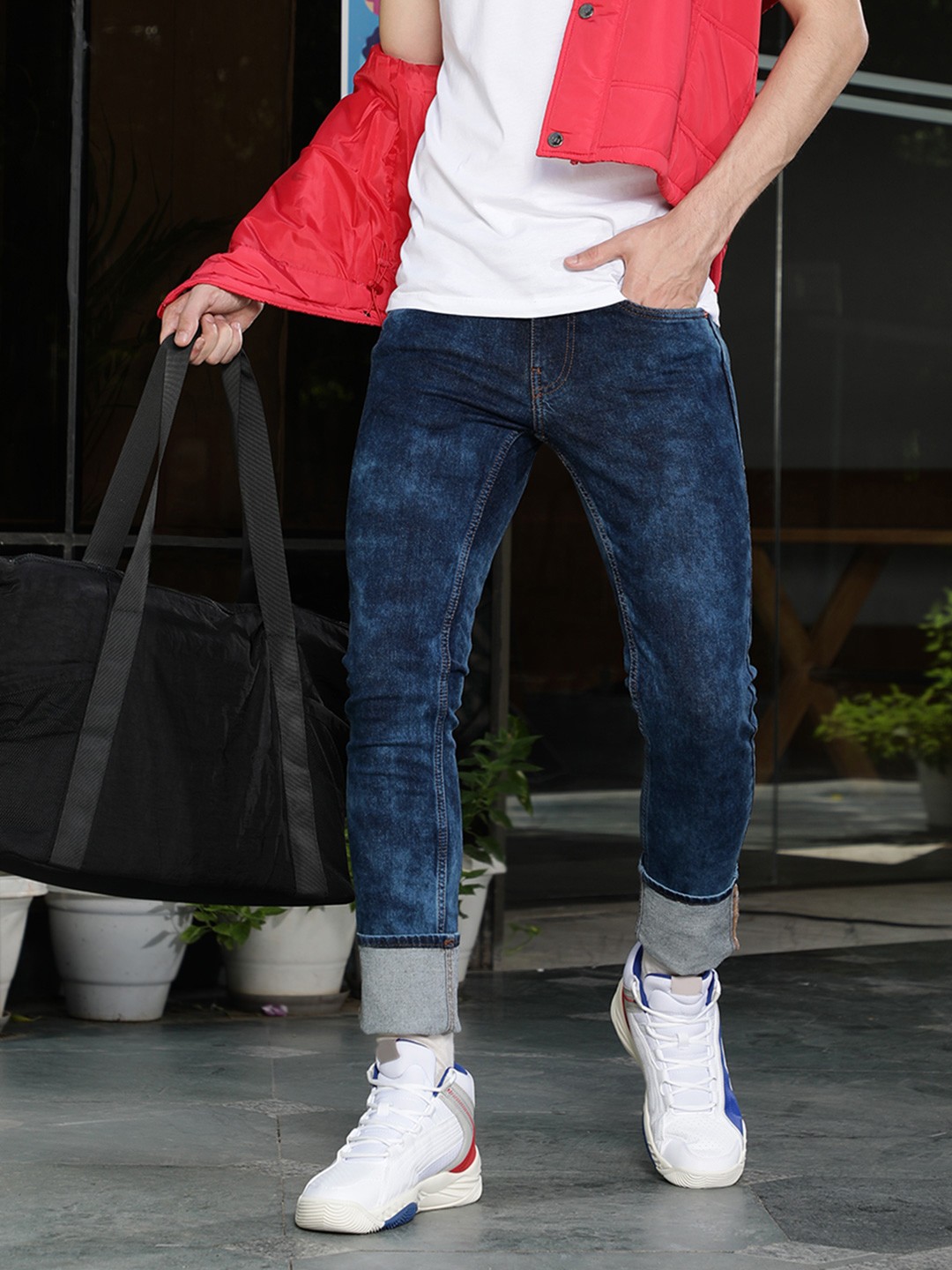 

Flying Machine Men Blue Jackson Skinny Fit Low-Rise Heavy Fade Stretchable Jeans