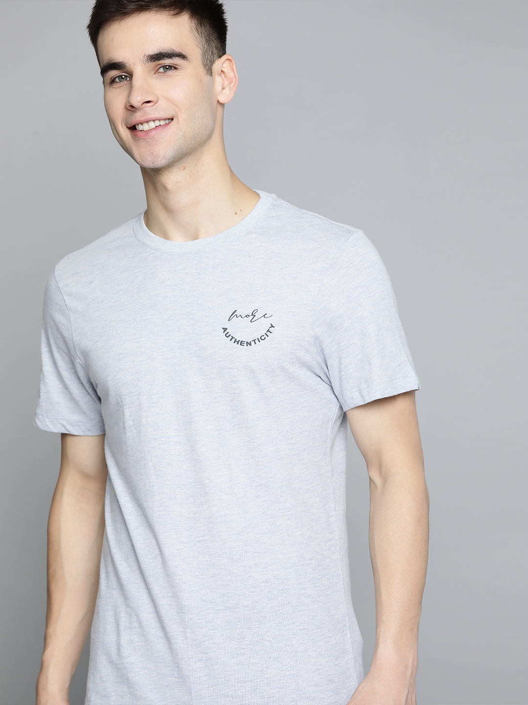 

Mast & Harbour Men Grey Solid Cotton T-shirt