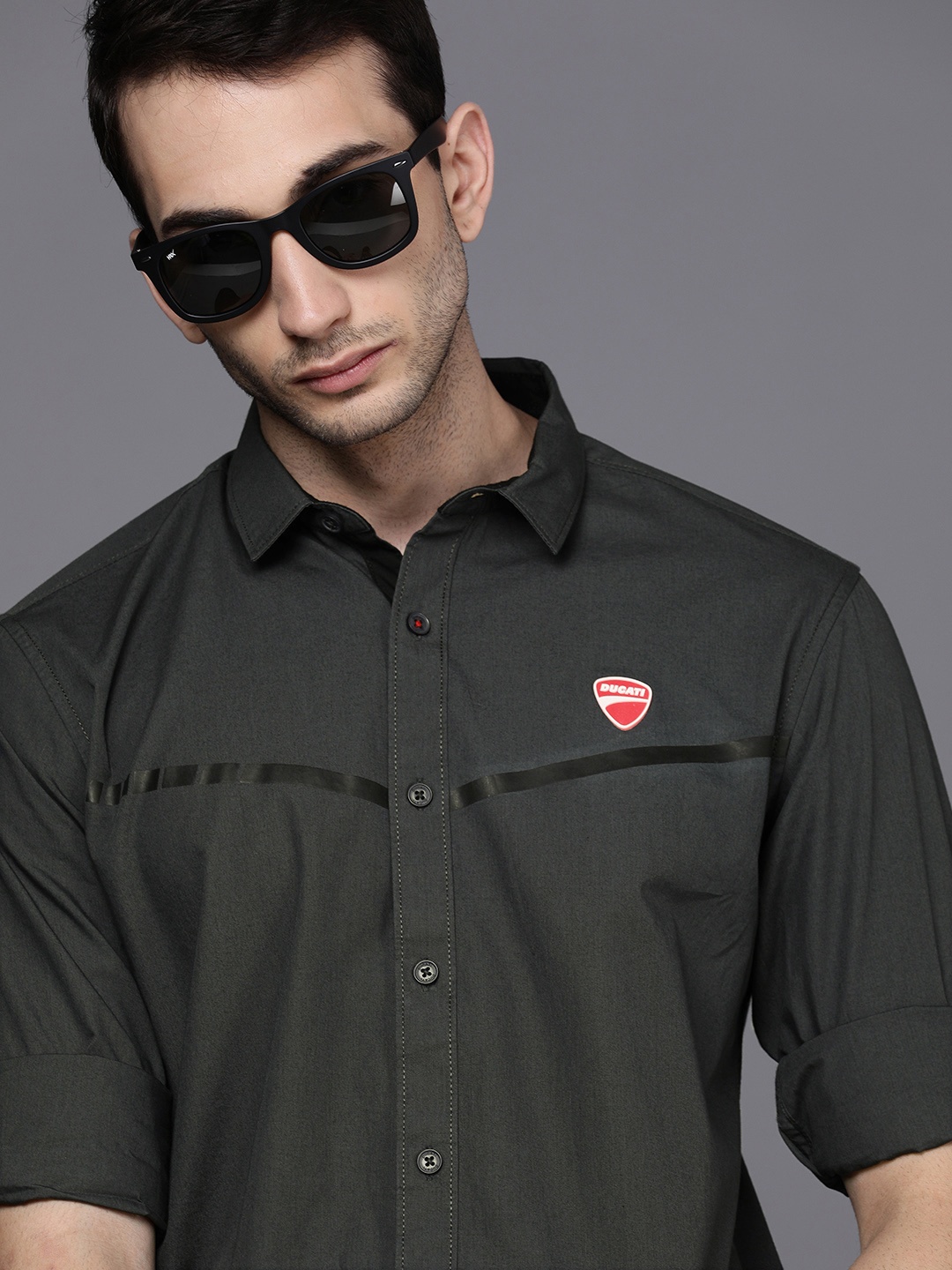 

Ducati Men Charcoal Grey Striped Detail Opaque Pure Cotton Casual Shirt