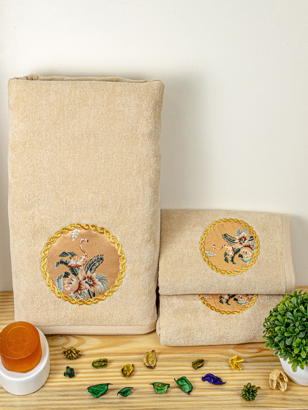 

RANGOLI 3 pcs Pure Cotton 450 GSM Towel set, Beige
