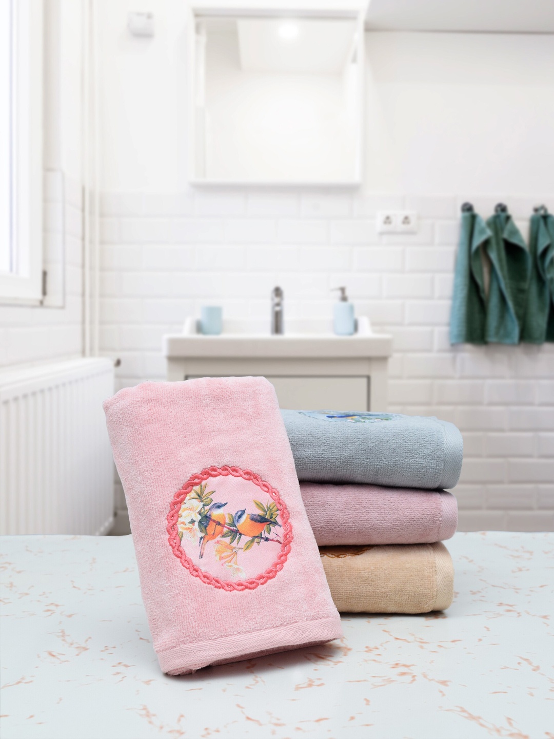 

RANGOLI Multicoloured Set of 4 Prima Dream Hand Towels, Multi