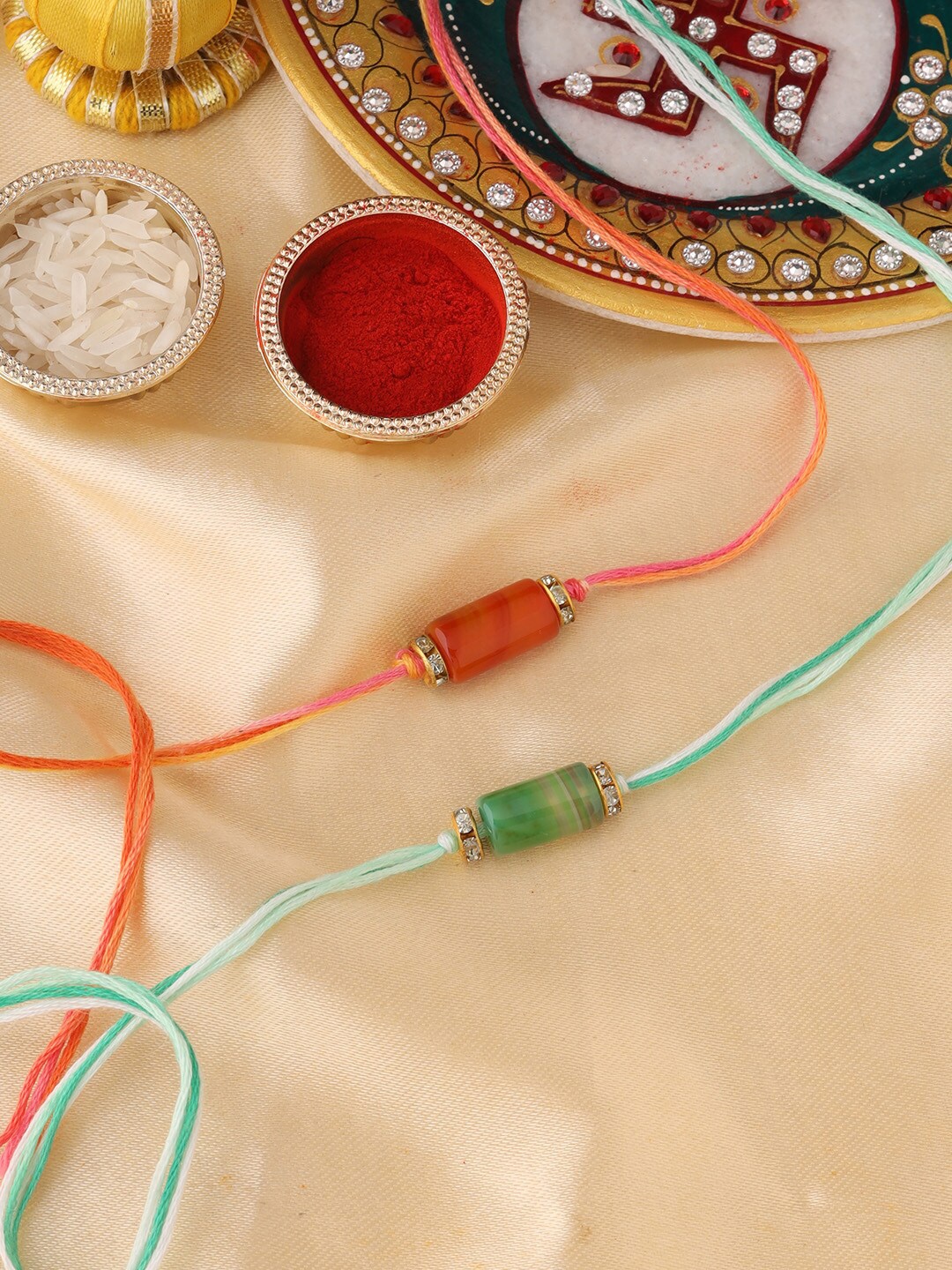 

Voylla Rakhi Combo Set of 2, Red