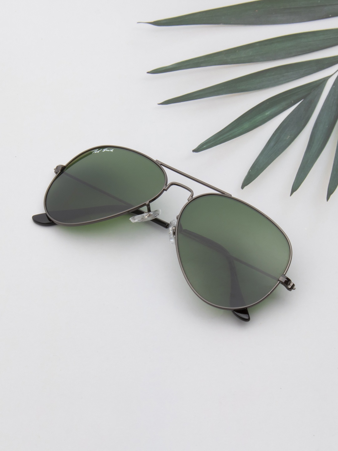 

Ted Smith Unisex Green Lens & Black Aviator Sunglasses with UV Protected Lens AVIMAST_C18