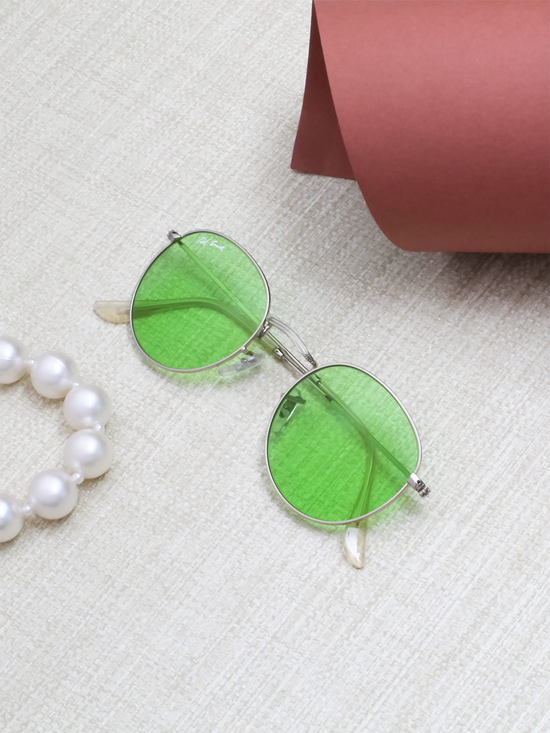 

Ted Smith Unisex Green Lens & Silver-Toned Round Sunglasses MOON_C12