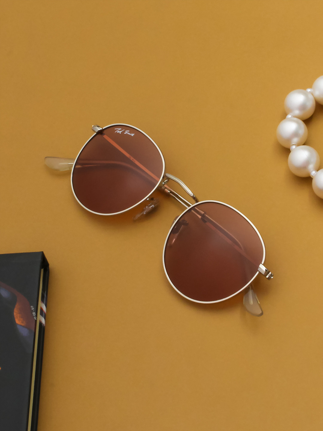 

Ted Smith Unisex Pink Lens & Silver-Toned Round Sunglasses with UV Protected Lens MOON_C3