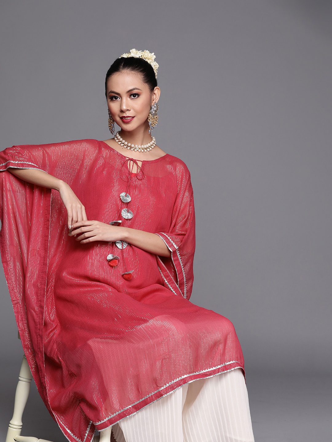 

Inddus Women Pink & Silver-Toned Striped Keyhole Neck Gotta Patti Kaftan Kurta