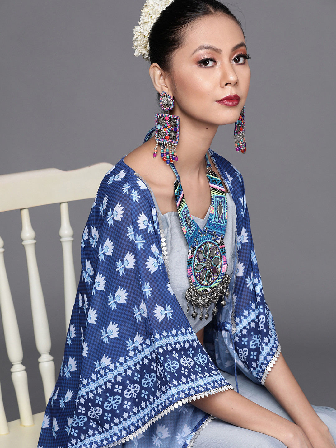 

Inddus Women Blue & White Solid Top with Trousers & Printed Kaftan Jacket