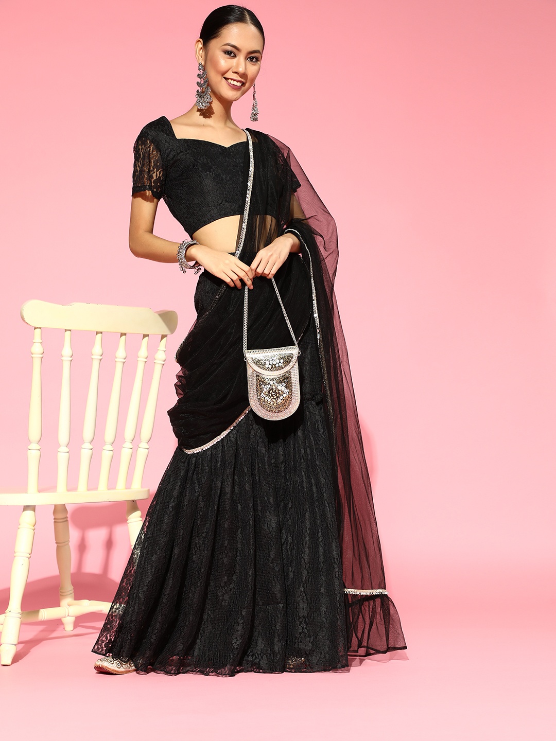 

Inddus Solid Saree with Embroidered border, Black