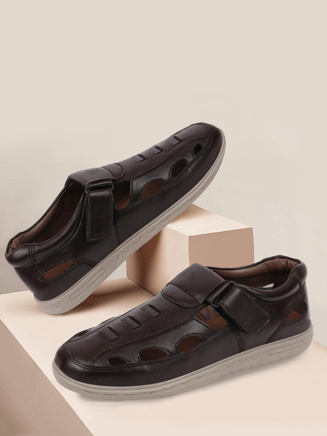 

FAUSTO Men Coffee Brown Shoe-Style Sandals