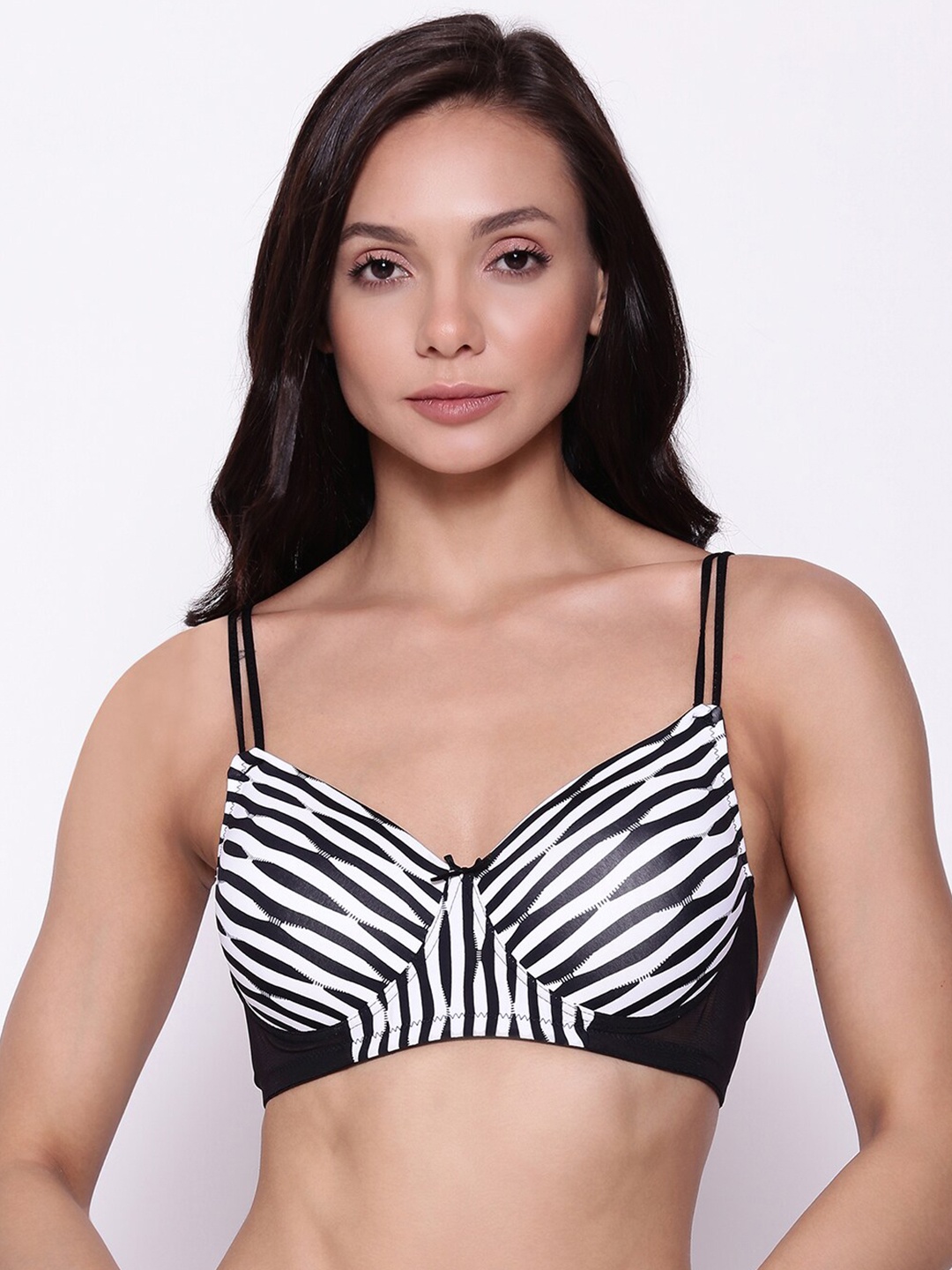 

Clovia White & Black Full Coverage Lightly Padded T-shirt Bra