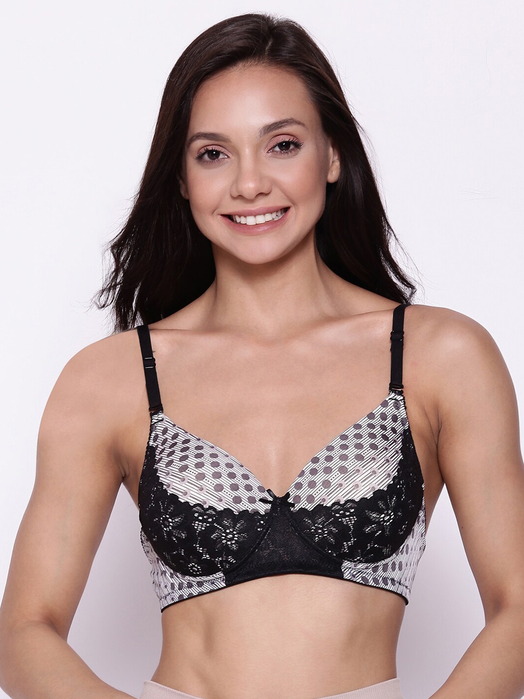 

Clovia Black & Grey Medium Coverage Lightly Padded Everyday Bra BR1747G1332E