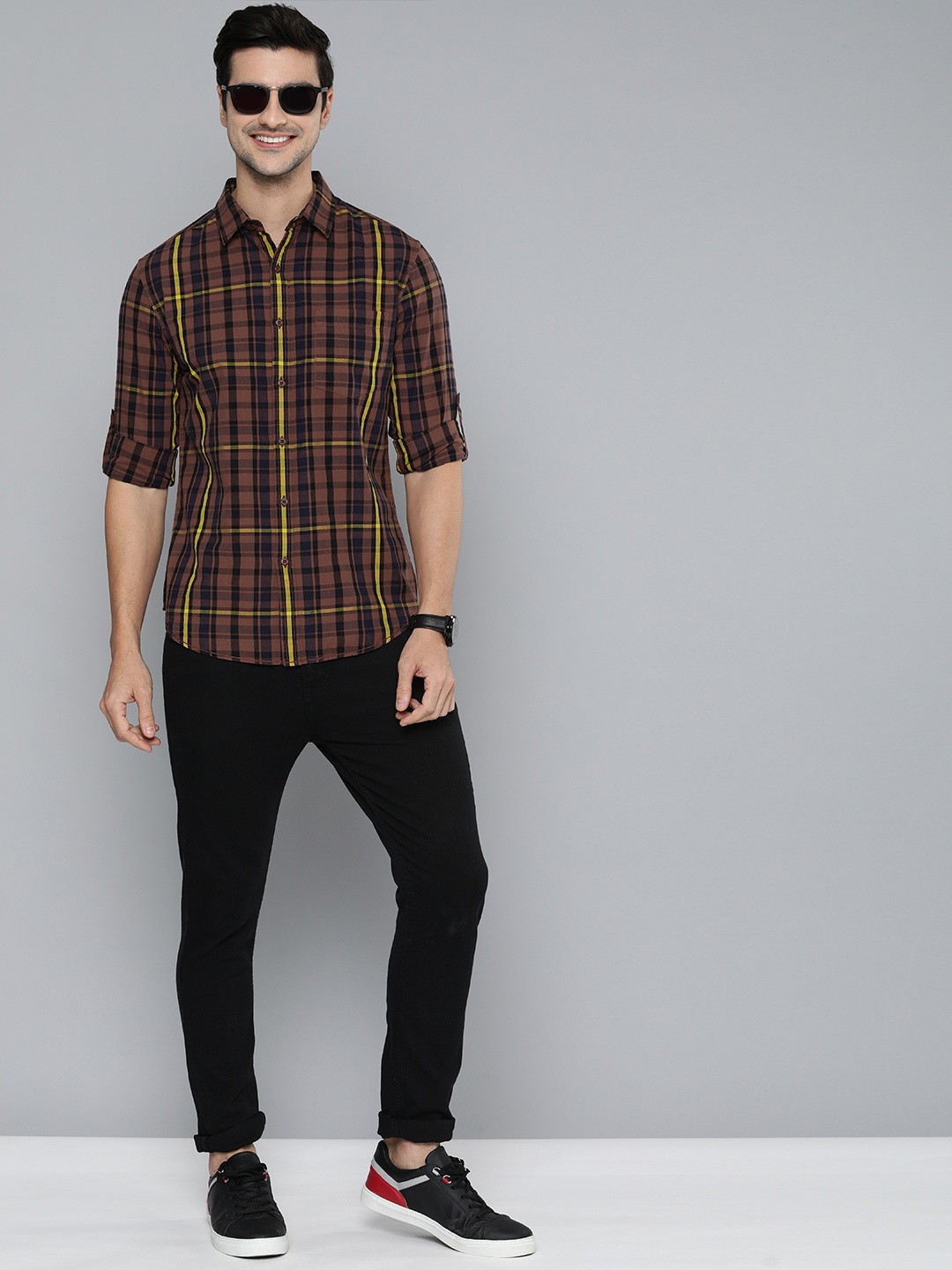 

HERE&NOW Men Rust Brown & Black Pure Cotton Slim Fit Tartan Checked Casual Shirt