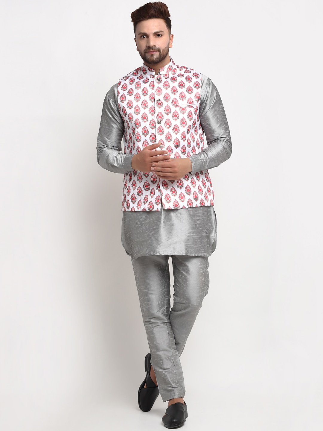 

Benstoke Men Grey Dupion Silk Kurta & Pyjamas with Nehru Jacket