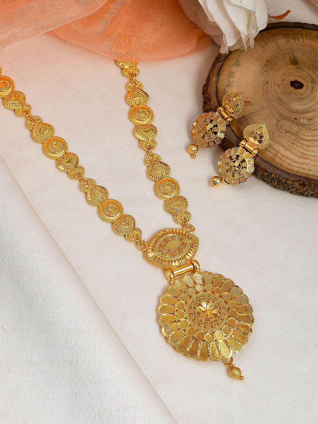 

Silvermerc Designs Gold-Plated Traditional Jewellery Set