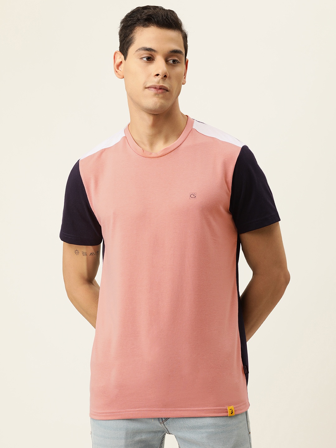 

Campus Sutra Men Pink & Black Colourblocked T-shirt