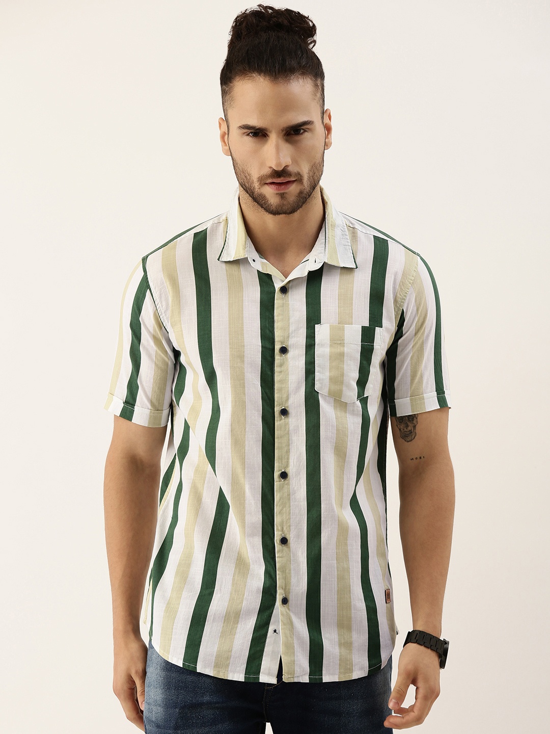

Campus Sutra Men White & Beige Striped Casual Shirt