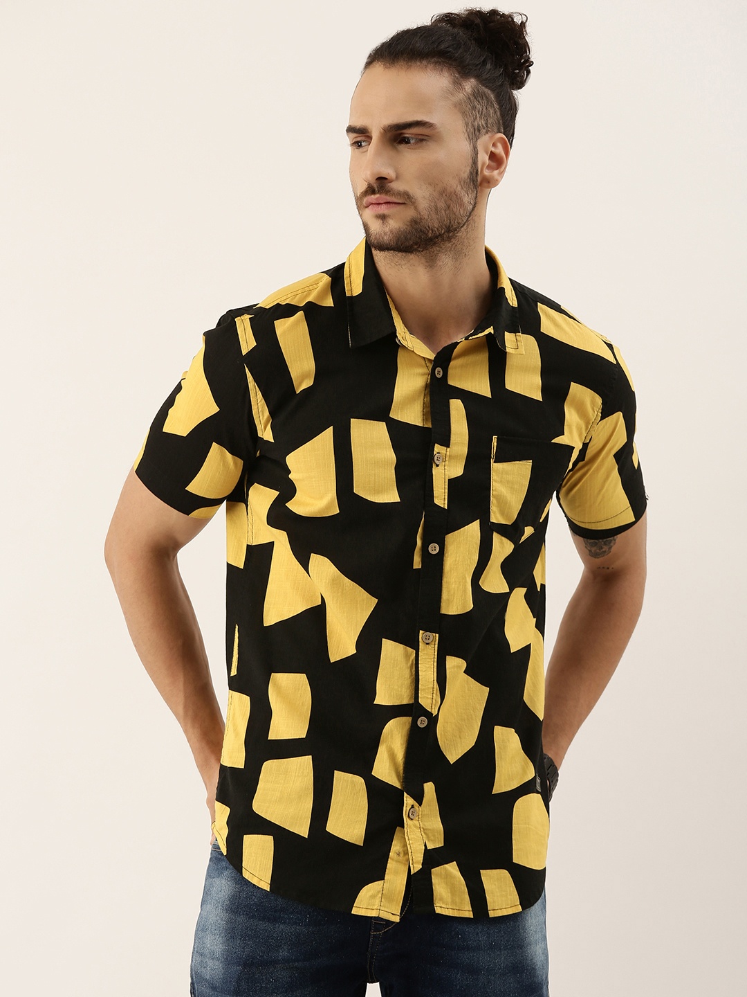 

Campus Sutra Men Black & Yellow Printed Casual Shirt