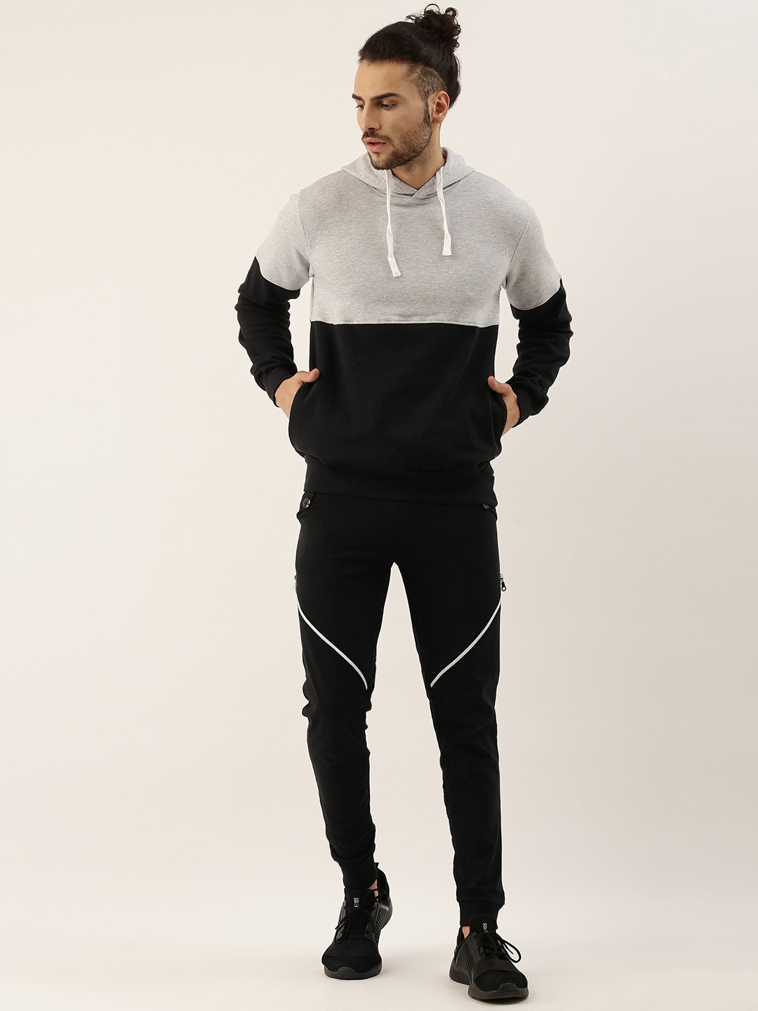 

Campus Sutra Men Grey & Black Colorblocked Pure Cotton Casual Tracksuit