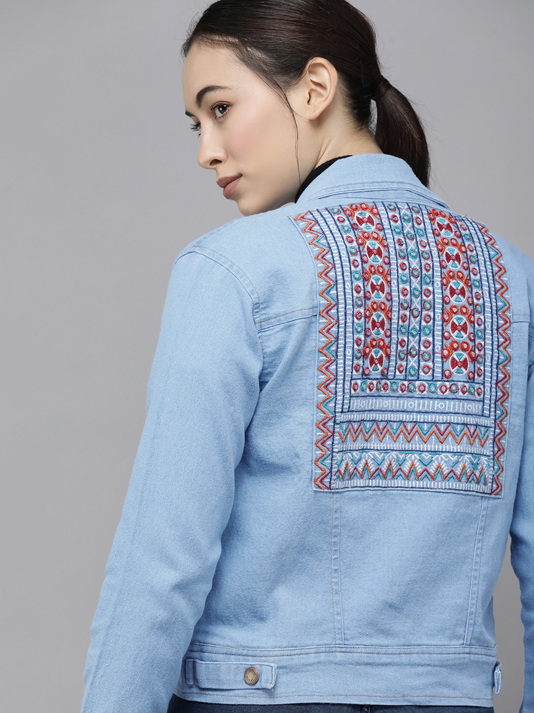 

VOXATI Women Blue Washed Crop Denim Jacket with Embroidered