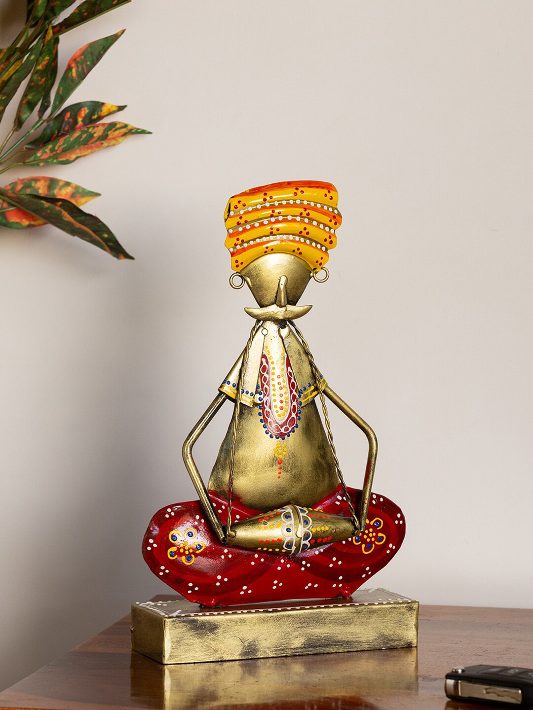 

ExclusiveLane Gold-Toned & Red Hand-Painted Decorative Showpiece