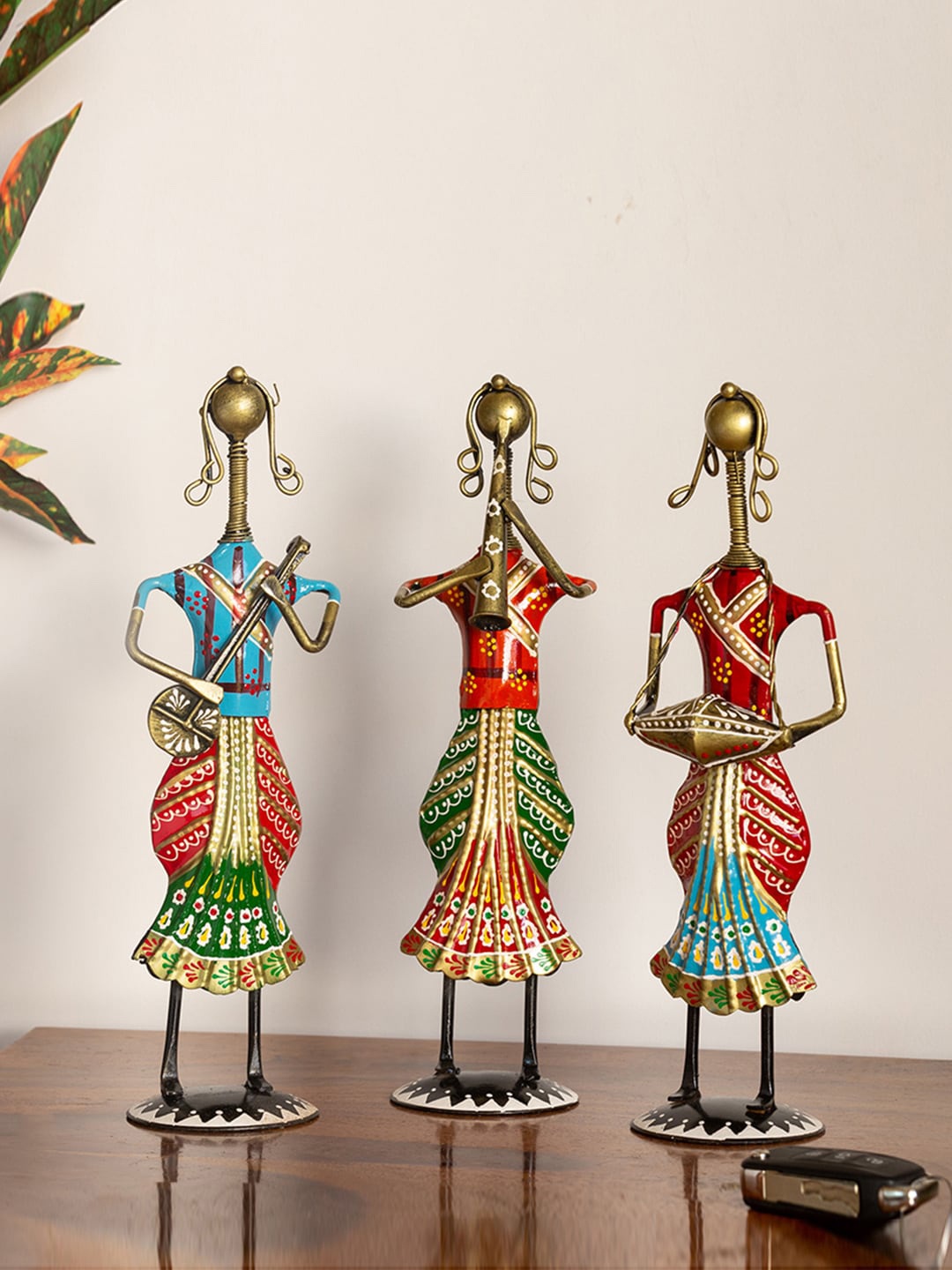 

ExclusiveLane Set Of 3 Multicoloured Hand-Painted Decorative Showpieces, Multi