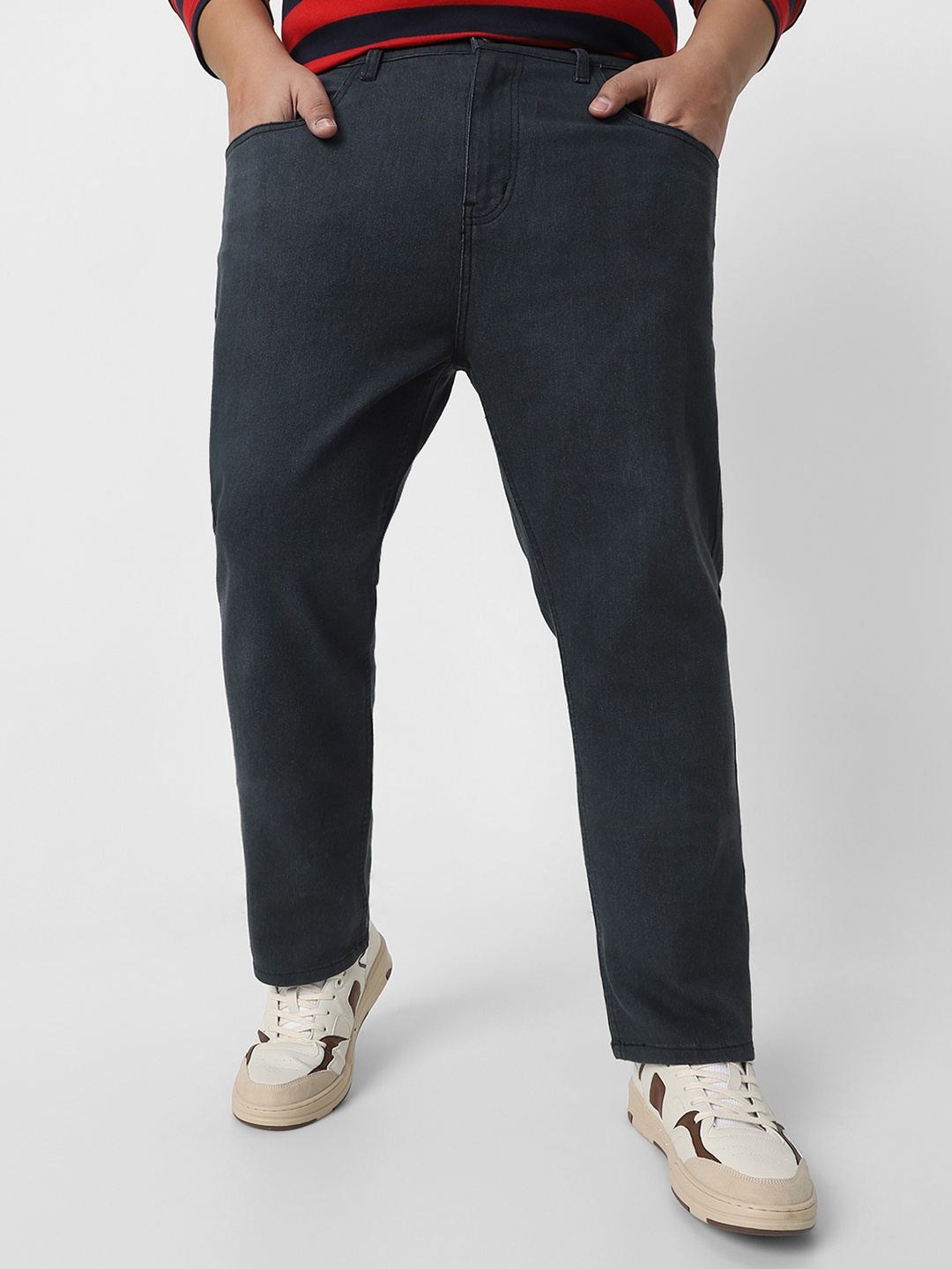 

Urbano Plus Men Grey Stretchable Jeans