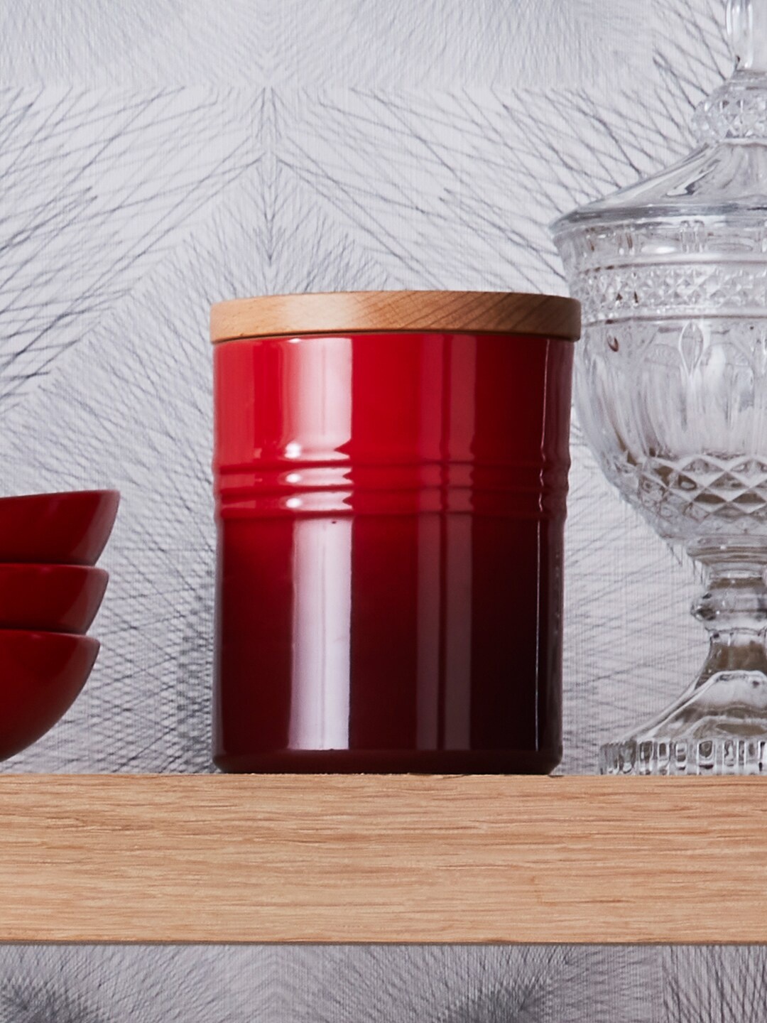 

LE CREUSET Red Medium Storage Jar with Wooden lid