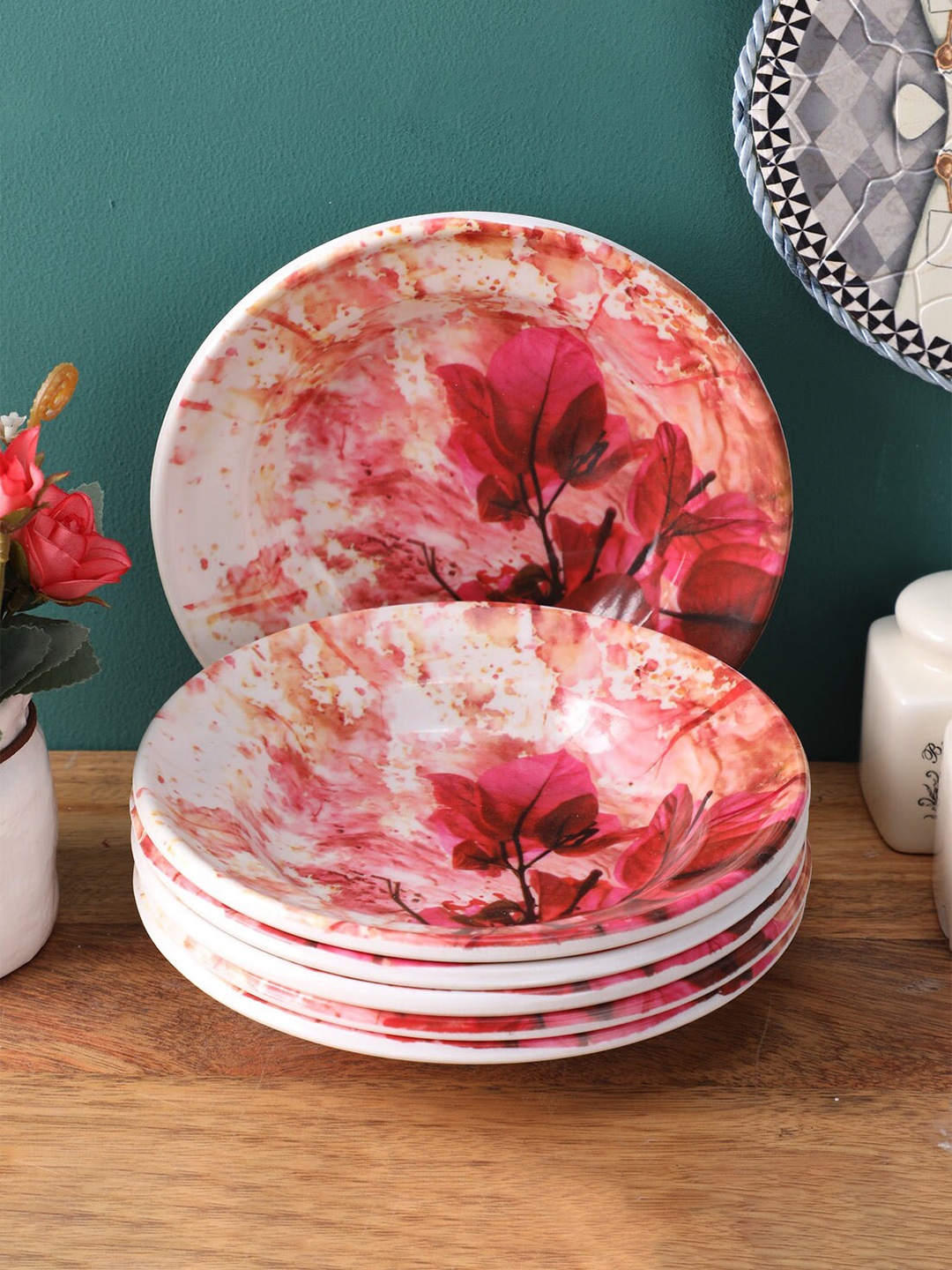 

Gallery99 Red & White 6 Pieces Floral Printed Melamine Glossy Plates
