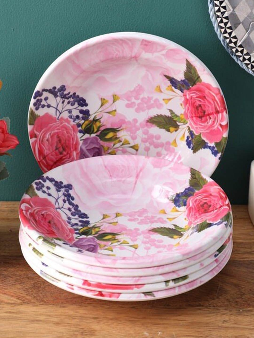 

Gallery99 Pink & Green 6 Pieces Floral Printed Melamine Glossy Plates