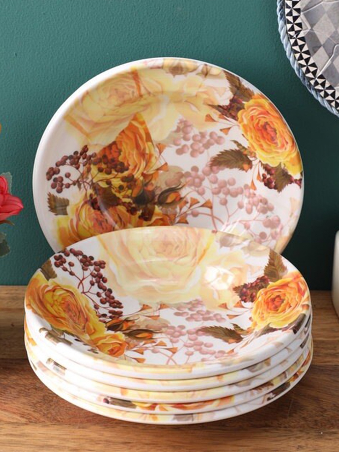 

Gallery99 White & Orange 6 Pieces Floral Printed Melamine Glossy Plates