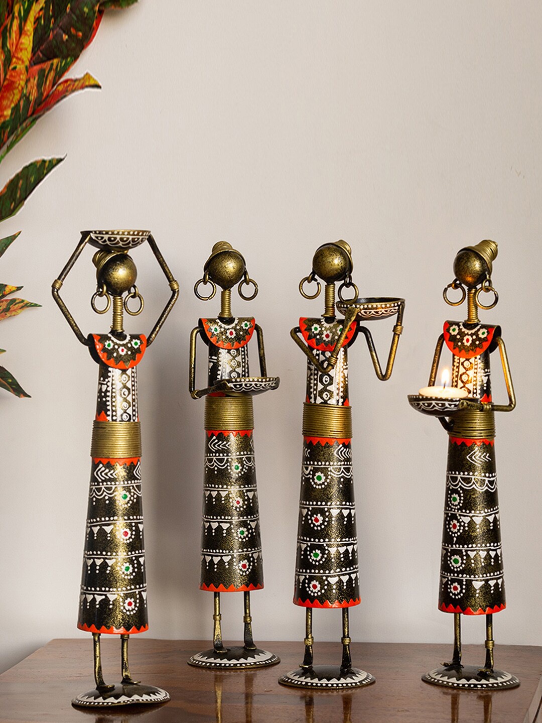 

ExclusiveLane Set Of 4 Olive-Green Red Showpiece Style Tea-Light Candle Holders