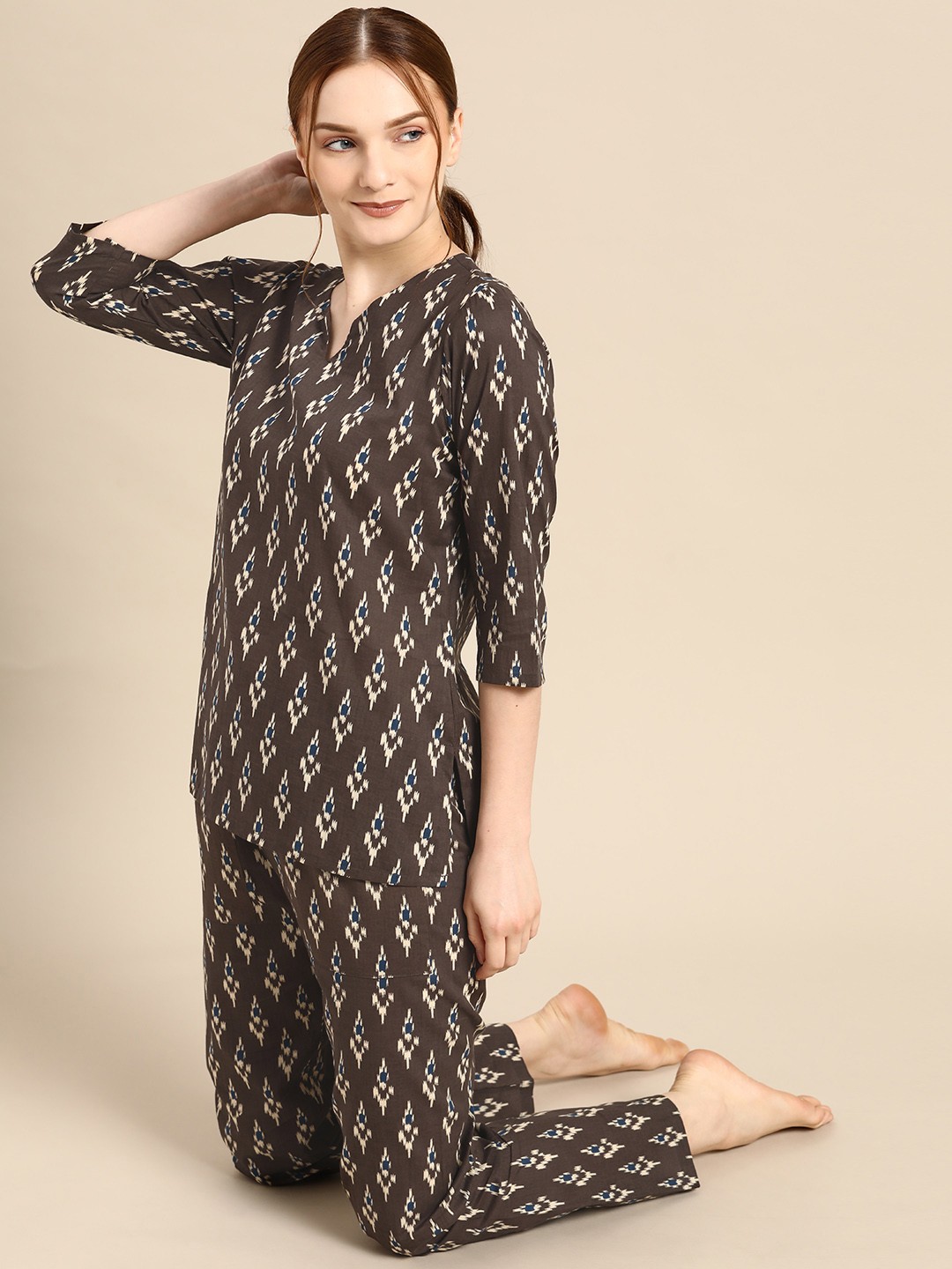 

MABISH by Sonal Jain Women Brown & Beige Printed Pure Cotton Night suit