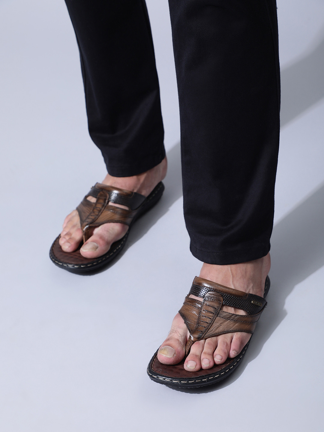 

Liberty Men Brown Thong Flip-Flops