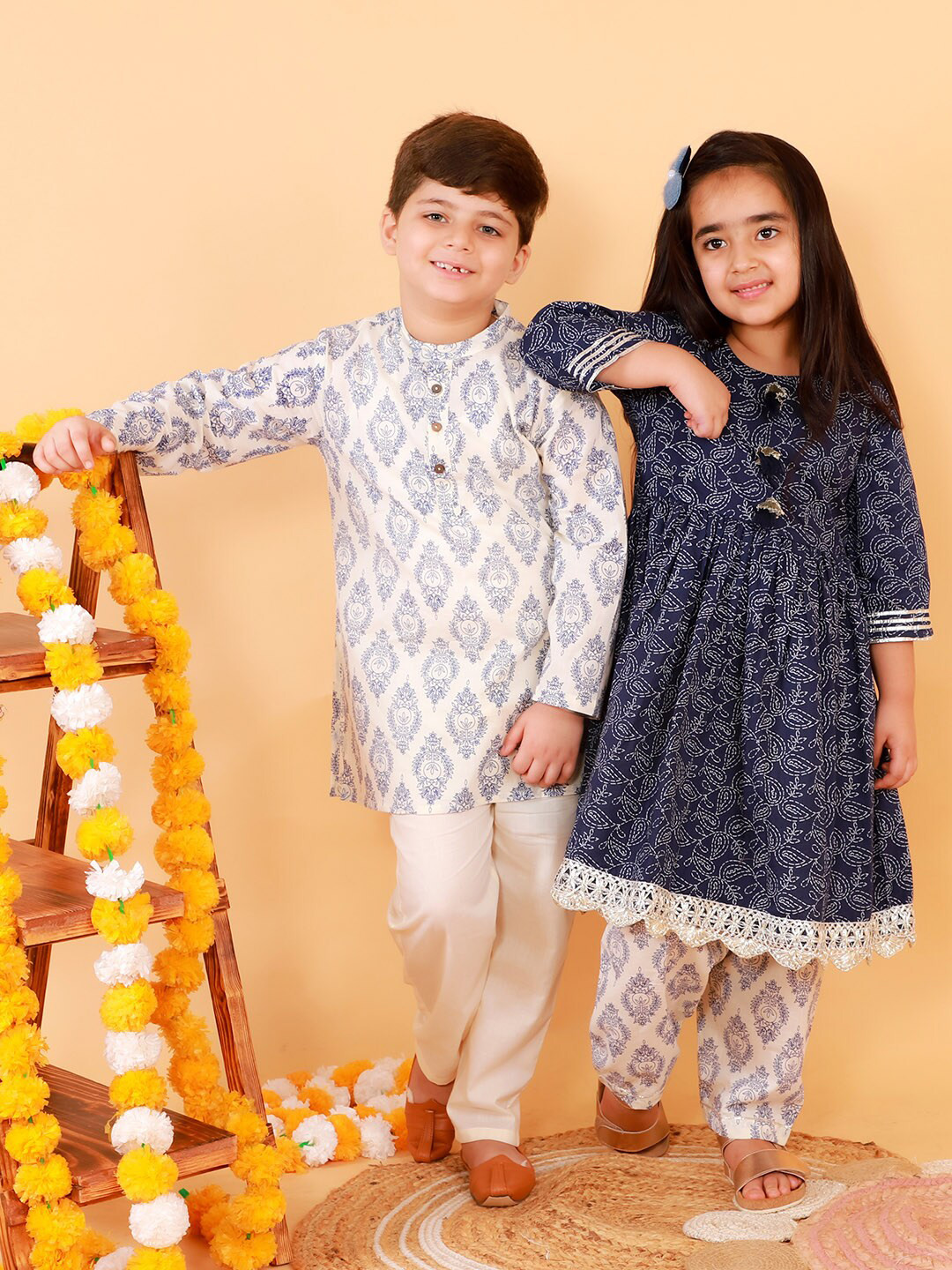 

LIL DRAMA Girls Navy Blue Printed Empire Pure Cotton Kurta with Trousers