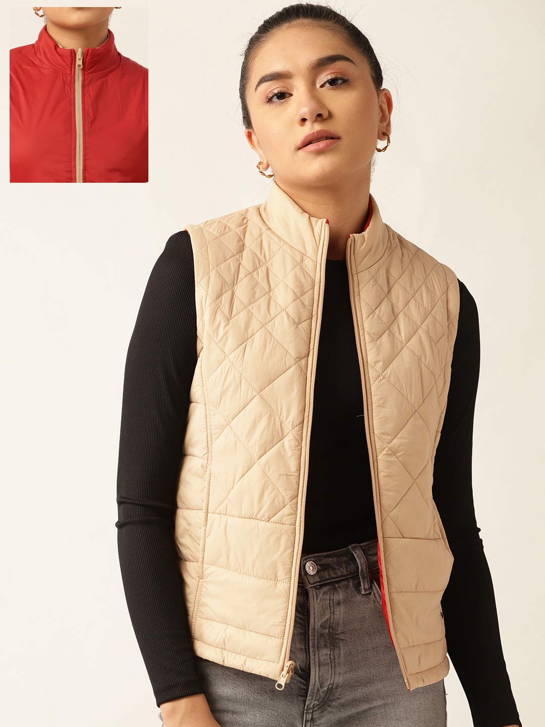 

Monte Carlo Women Tan & Beige Reversible Geometric Patterned Quilted Jacket