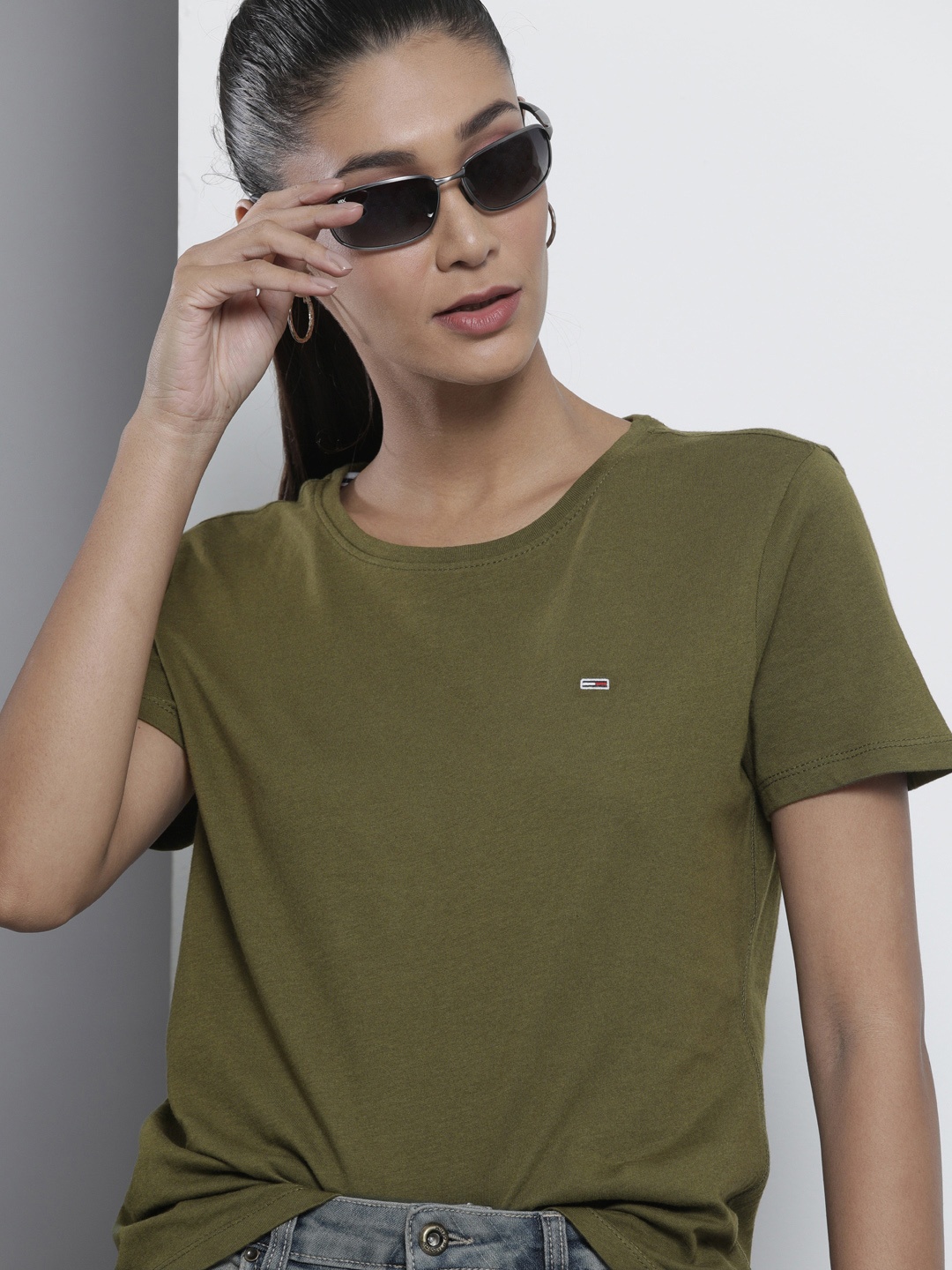

Tommy Hilfiger Women Green Slim Fit Pure Cotton T-shirt