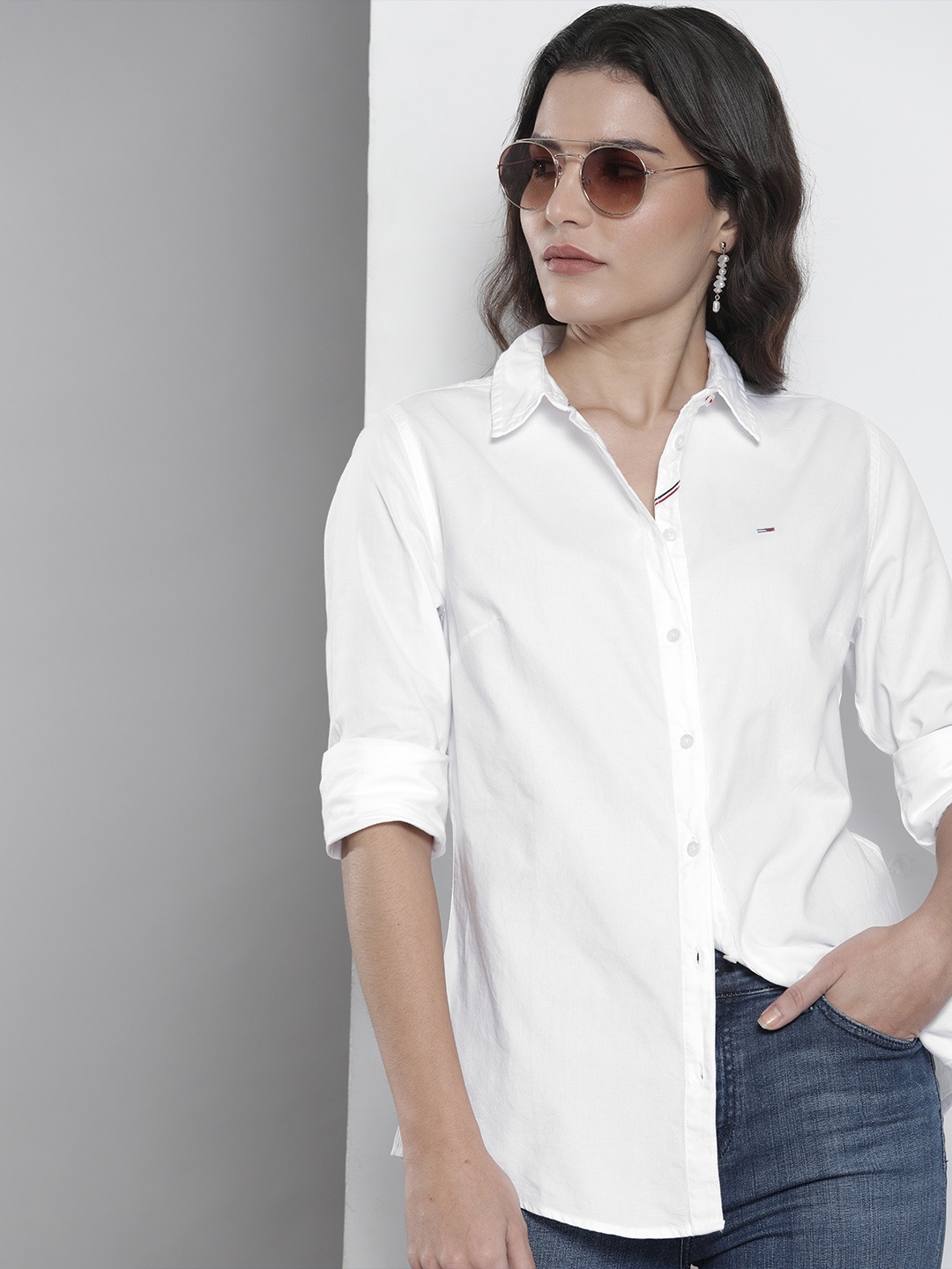 

Tommy Hilfiger Women White Slim Fit Casual Shirt